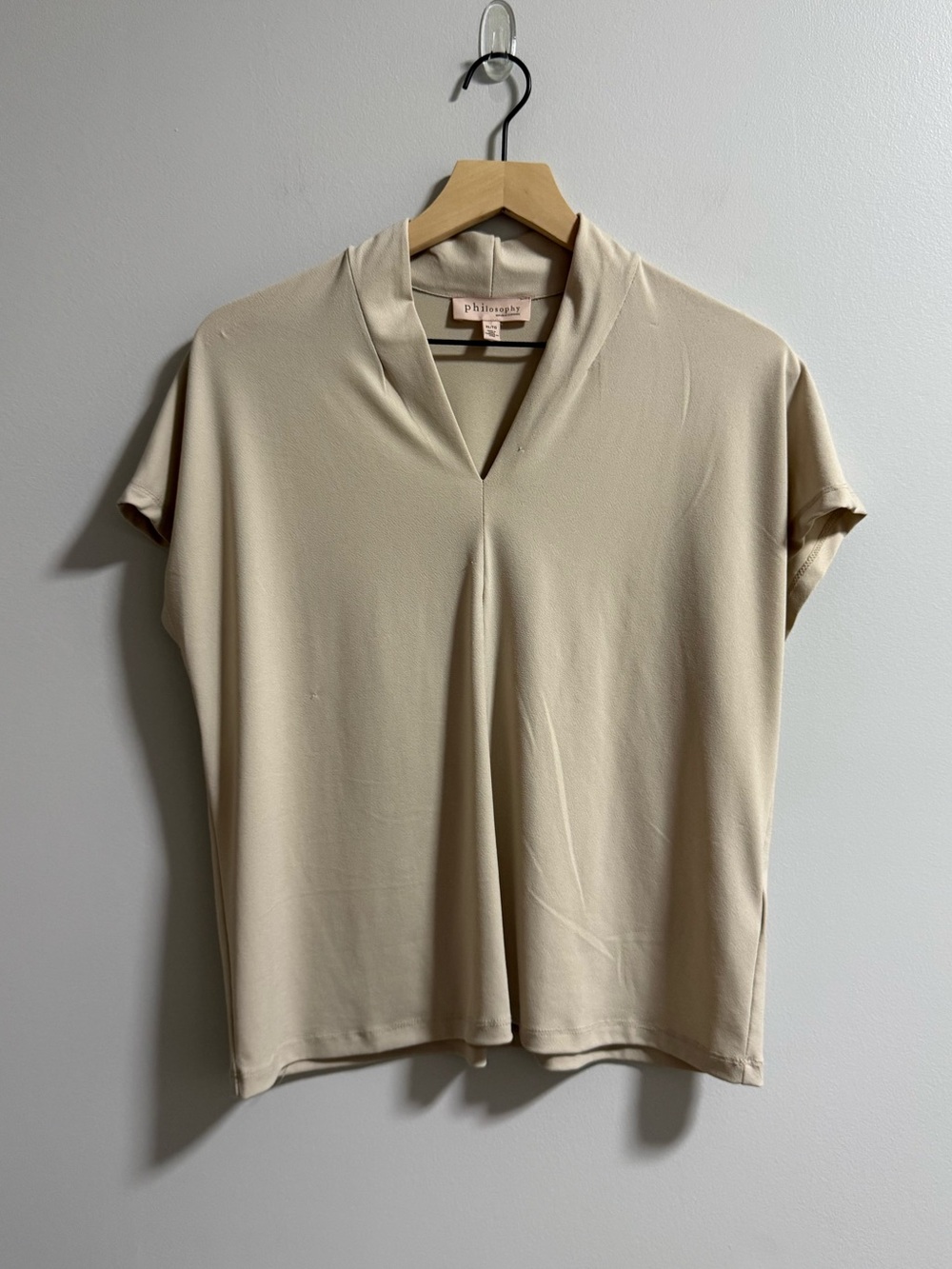 Philosophy Beige Short Sleeve Drape V-Neck Top, Size XL - Picture 2 of 7